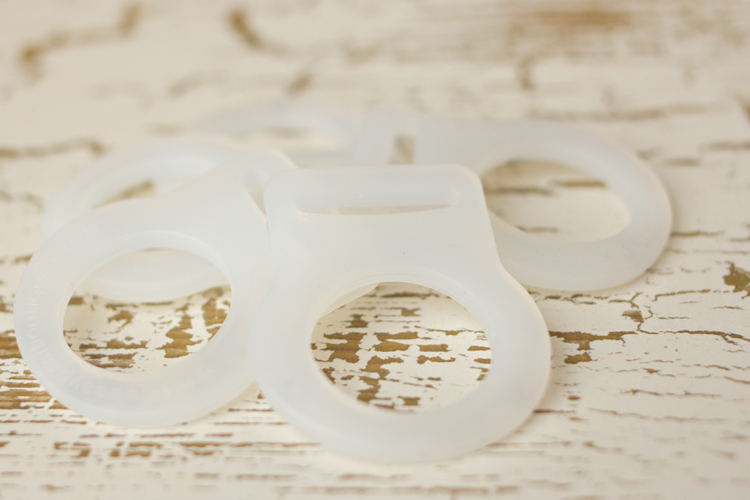 Adapter - Clear Button Pacifier Ring