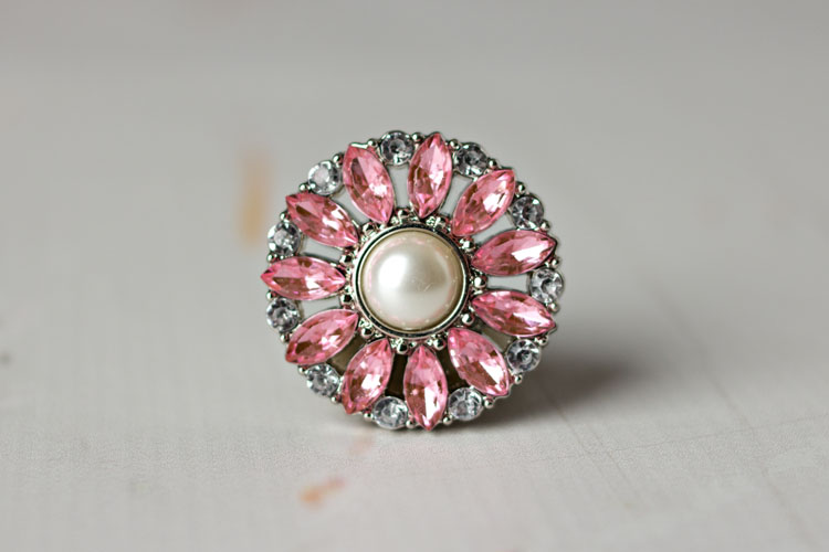 Amy - White Pearl/Light Pink Rhinestone Button
