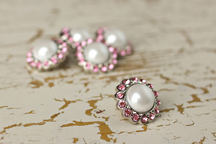 Amelia - White Pearl/Light Pink Rhinestone Button